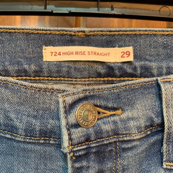 Levi’s women size 29 527 HIGH RISE STRAIGHT - Picture 4 of 6